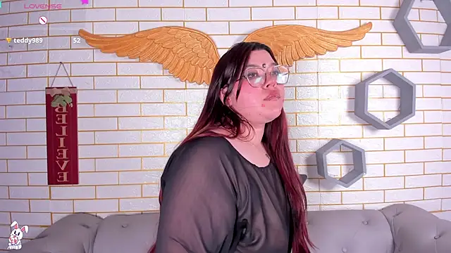 NicoleeDemara Chat XXX live