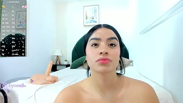 Eyes_Duque Chat XXX live