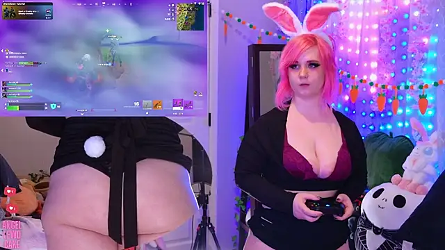 Angel-Lewd-Cake: онлайн-секс-чат