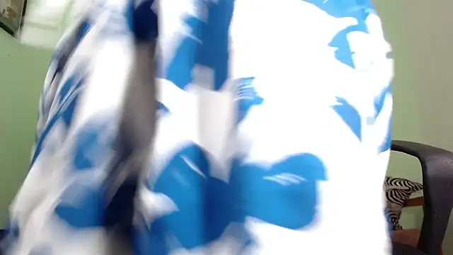 XXX chat uživo modela ChalonVera