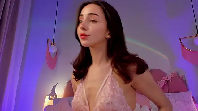 ElsaYoung élő XXX-chatje