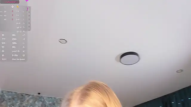 OdellaFrake's Live XXX Chat