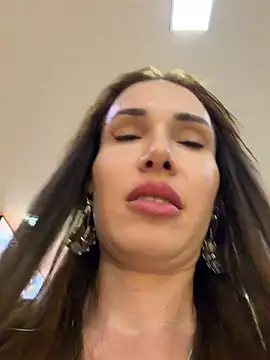 Show de webcam de Irresistible24