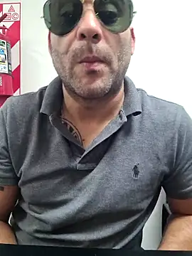 JAPIPARAVOSn Webbikameraesitys