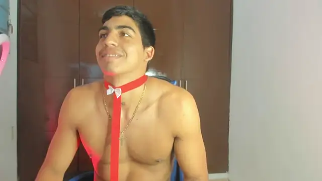 Milo_LatinBoyn Live XXX chat