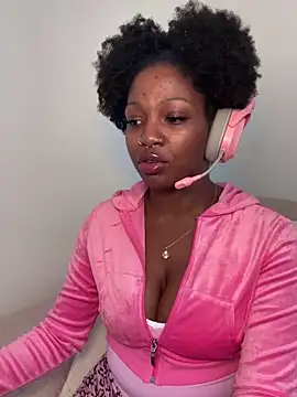 แชท XXX สดของ mochamimi