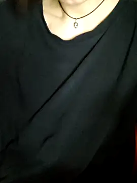 Živý XXX chat Aashikalaa