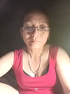 Chat XXX en directo de Cucci07