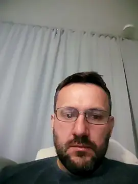 defaktor 在線直播表演