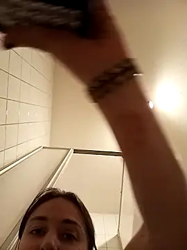 Hot-Sexy-Hexe_98 Chat XXX in diretta