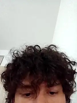 normalboy16 webkamerás műsora