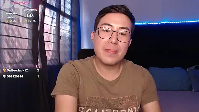 Webkamerová show andrewmhilton_