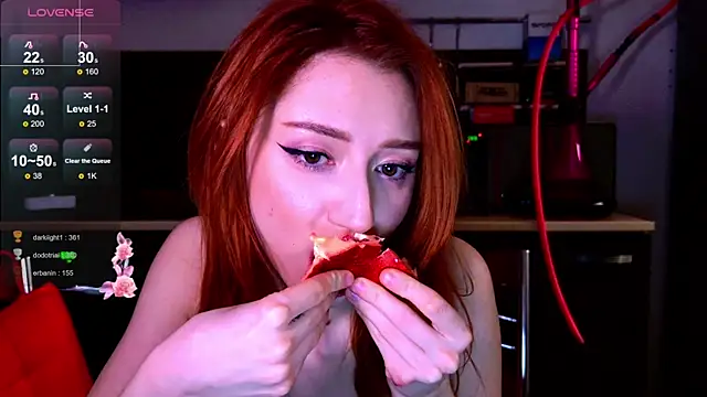 FoxyChpoxi's Live XXX Chat