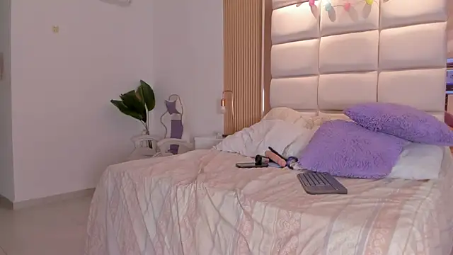 Webkamerová show Taylor_Royal_