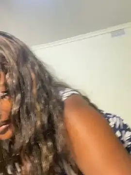 Cardiebae89 live XXX chat