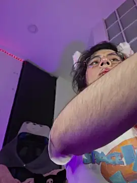 Show modela Sweet-SharoKitty na web-kameri