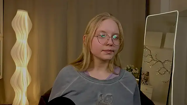 AlicaCohill's Live XXX Chat