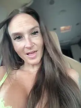 Kate-Paul live XXX chat