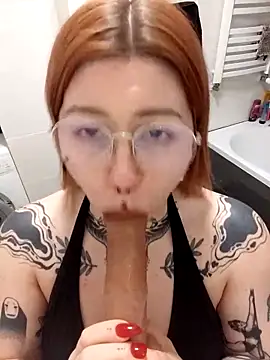 divine_eveのライブXXXチャット