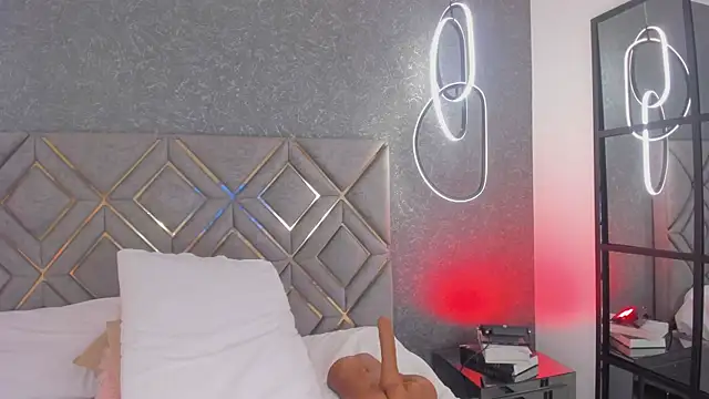 Bella-Swant's Live XXX Chat