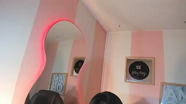 Iris_Laus' Live XXX Chat