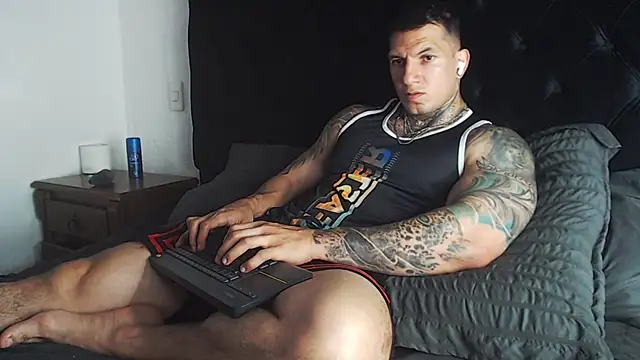 Shane_Clay Adlı Modelin Canlı XXX Sohbeti