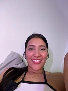 IsabellaJoness_'s Live XXX Chat