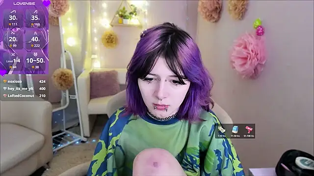 Ashley_Veil: διαδικτυακό σόου στην κάμερα