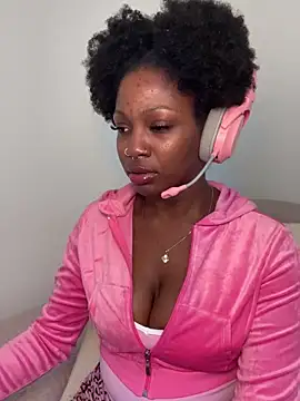 Chat +18 de mochamimi ao vivo