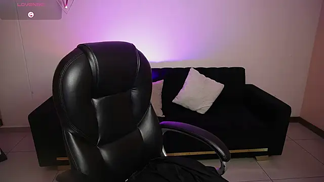 AliceHarper_'s Live XXX Chat