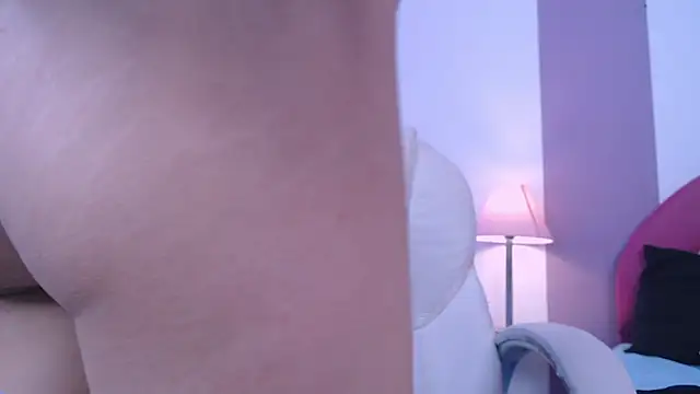 Suzy1_ live XXX chat