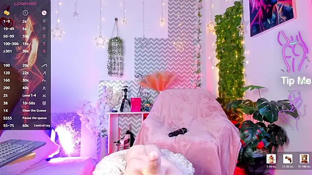 NahomyVega's Live XXX Chat