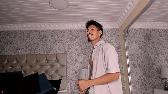 NoaahTylor 라이브 XXX 채팅