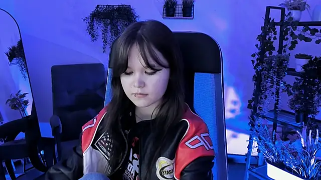 Elainebeness – Naživo XXX chat