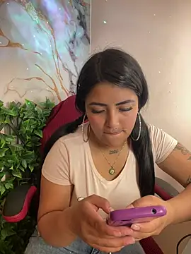 XXX chat uživo modela nikol_19x