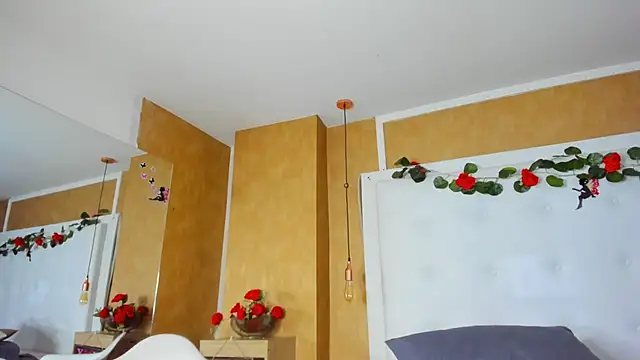 Heidy_milf: онлайн-секс-чат