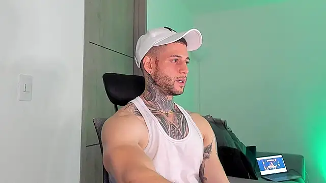 Živý XXX chat _jamesleandros1