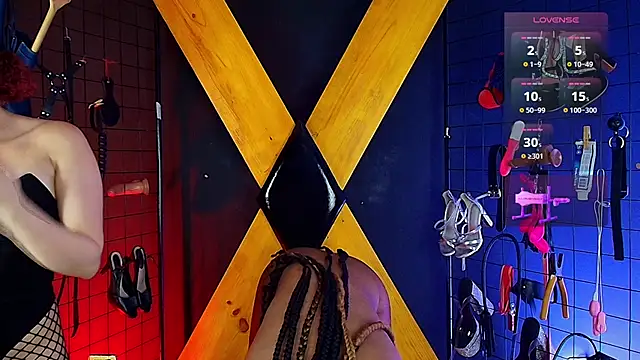 Veronica_bdsm 现场XXX聊天