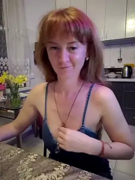 LanaBananaa_'s Live XXX Chat