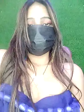 Chat XXX en directo de CUTI-NAINA