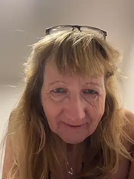 Živý XXX chat MatureKim