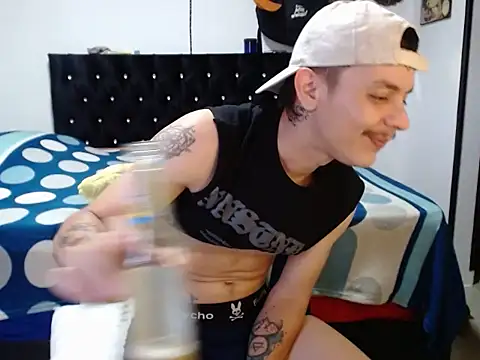 PaleVibesn Live XXX chat