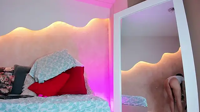 GingerMoon_ Adlı Modelin Canlı XXX Sohbeti