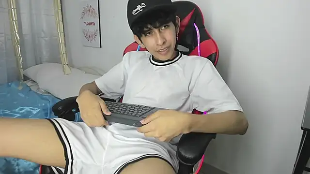 Živý XXX chat julian_xx