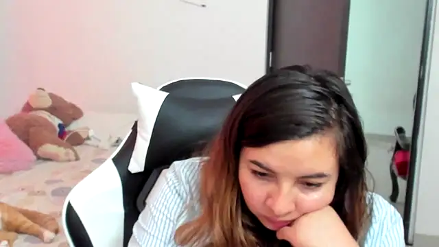 __Emma__11__Lecat_'s Live XXX Chat