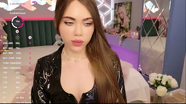 MimiForce Chat XXX in diretta