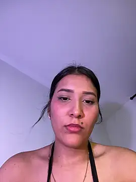 Chat +18 de IsabellaJoness_ ao vivo