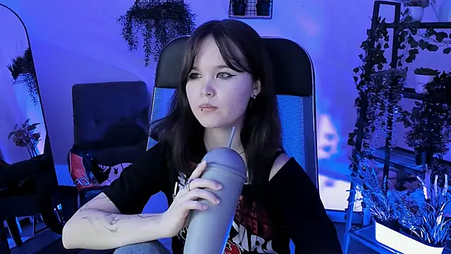 Chat +18 de Elainebeness ao vivo