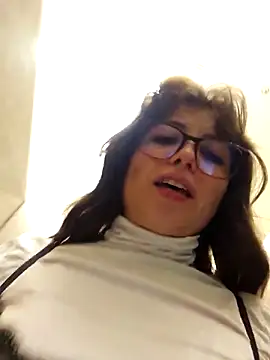 mmm-Virginia Pertunjukan Webcam