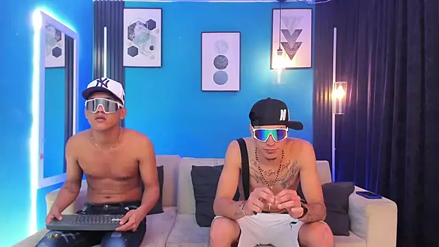 Oficial_KingOfHeavens Show Webcam